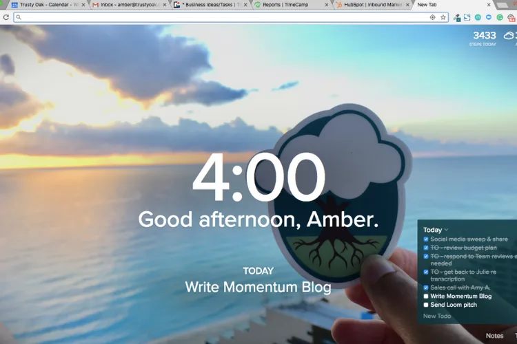 Momentum Dash browser extension showing personalized productivity dashboard with to-do list