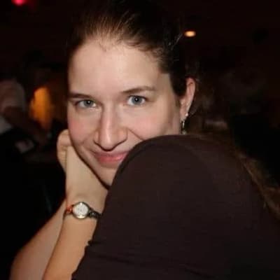 Kristen Rattanamongkhoune, Nacho Virtual Assistant and editor