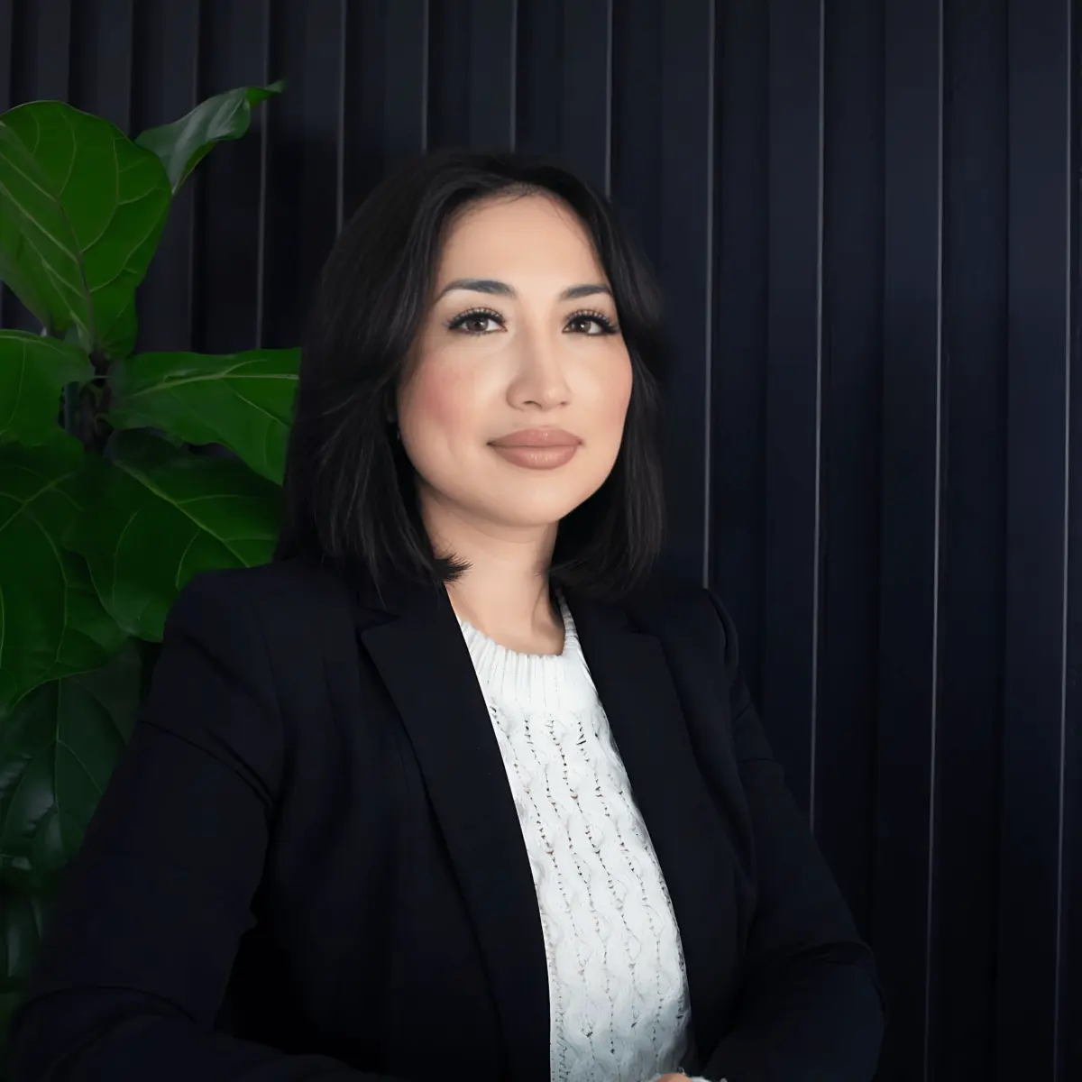 Melissa Bravo-Almazan, Trusty Oak Virtual Assistant specializing in SEO and blog writing