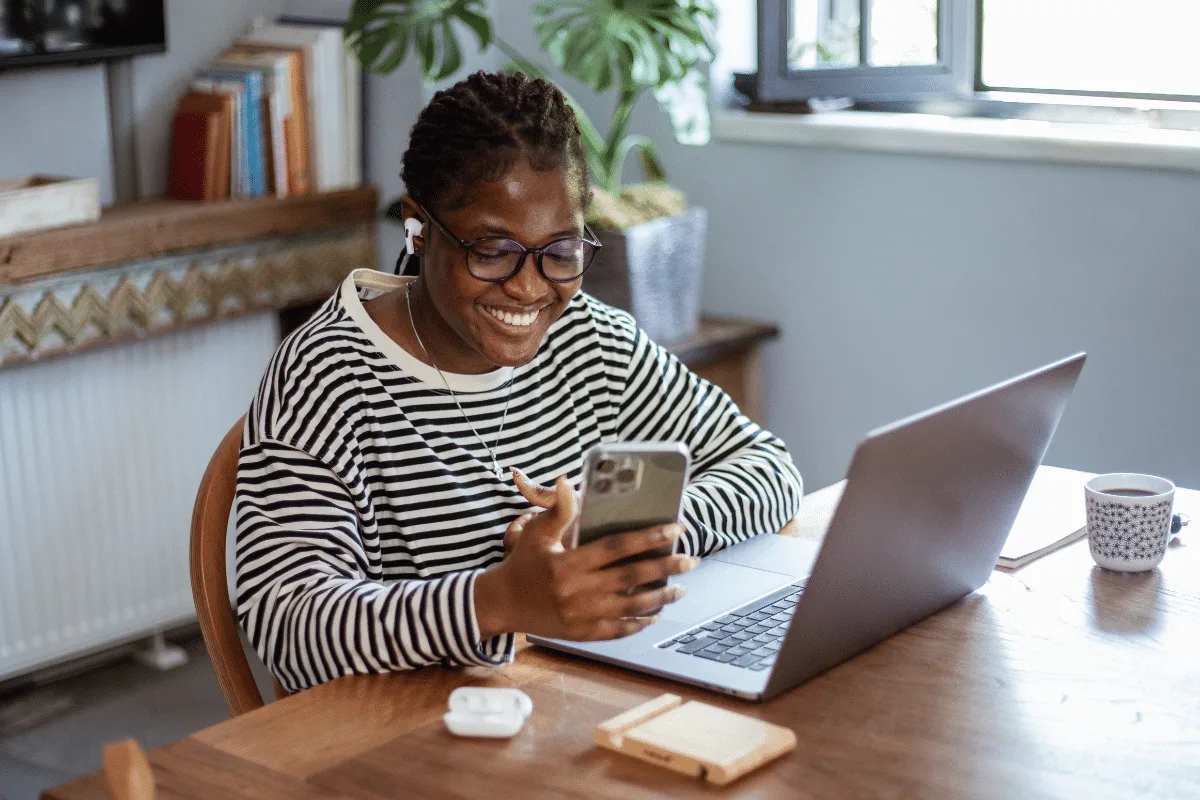 Remote worker successfully adapting to work from home during the pandemic transition
